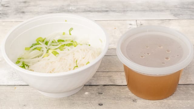 P13. Pho No Meat.