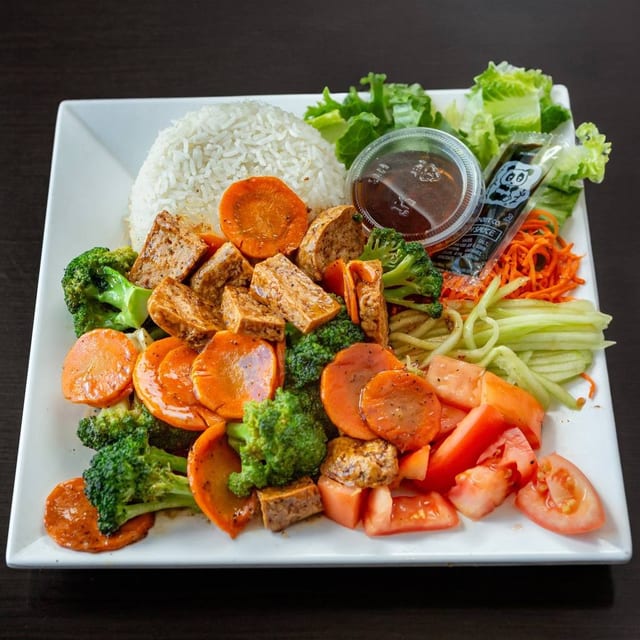 L6. Tofu & Broccoli Stir Fry Plate.